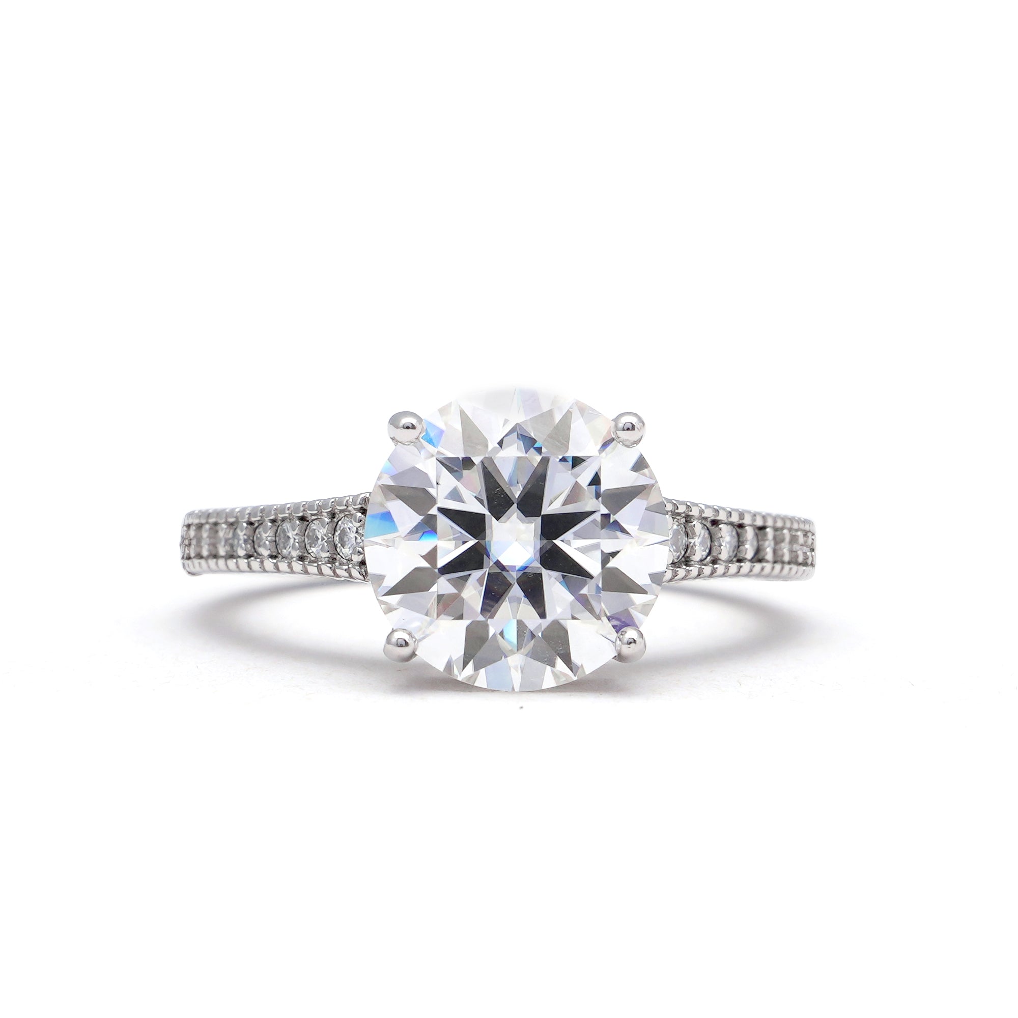 Vintage Round Cut Moissanite Ring