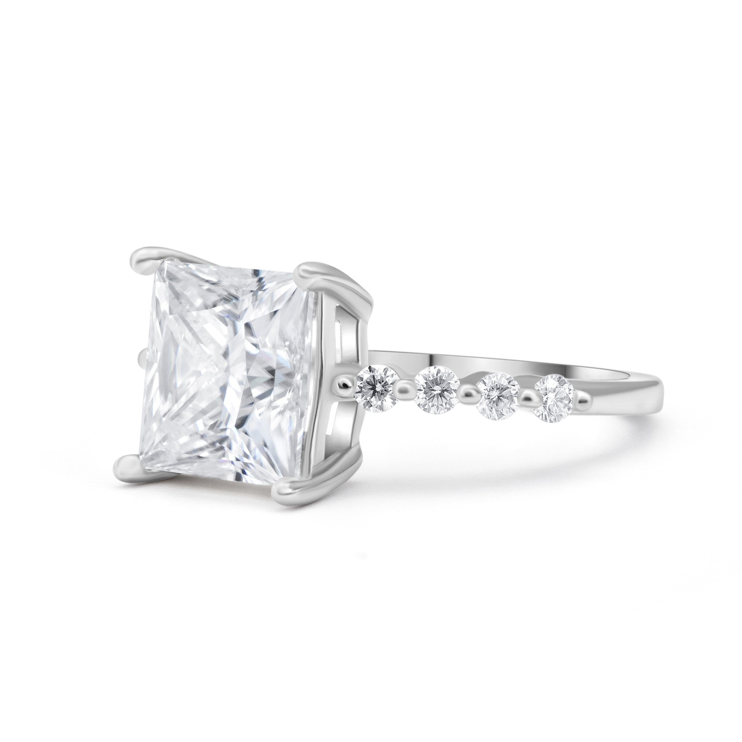 Luxe Princess Cut Moissanite Ring