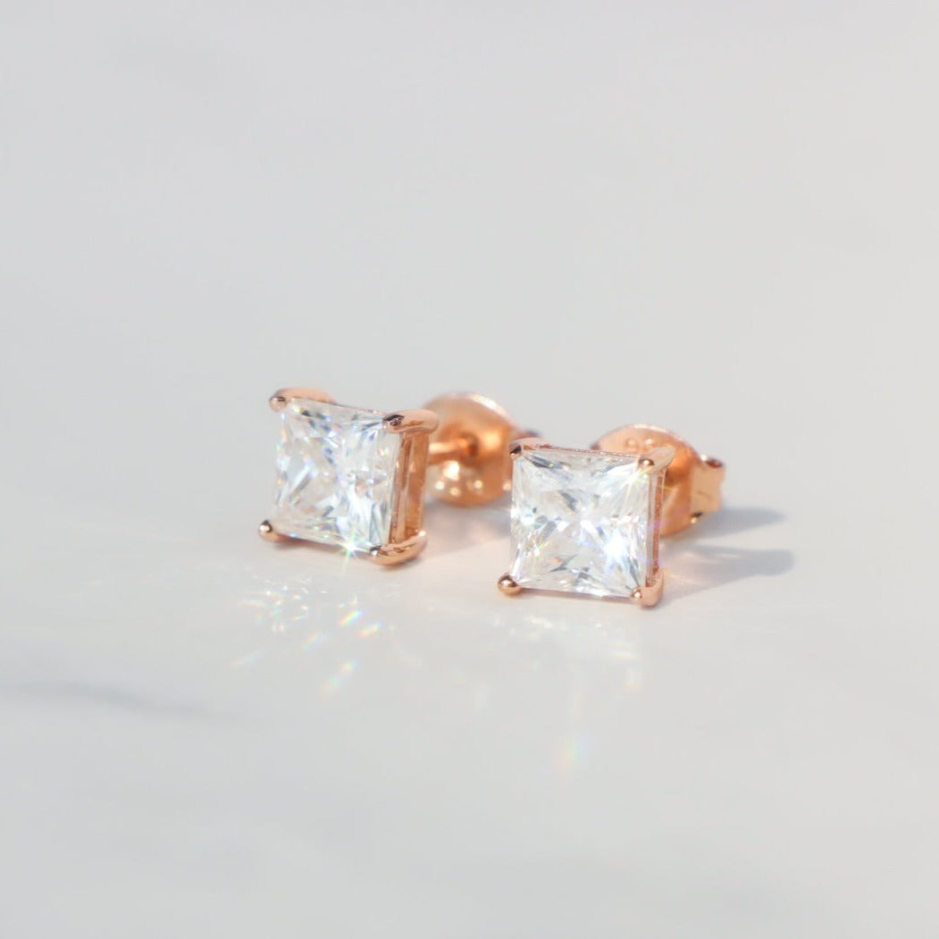 Women's Princess Cut Moissanite Stud Earrings